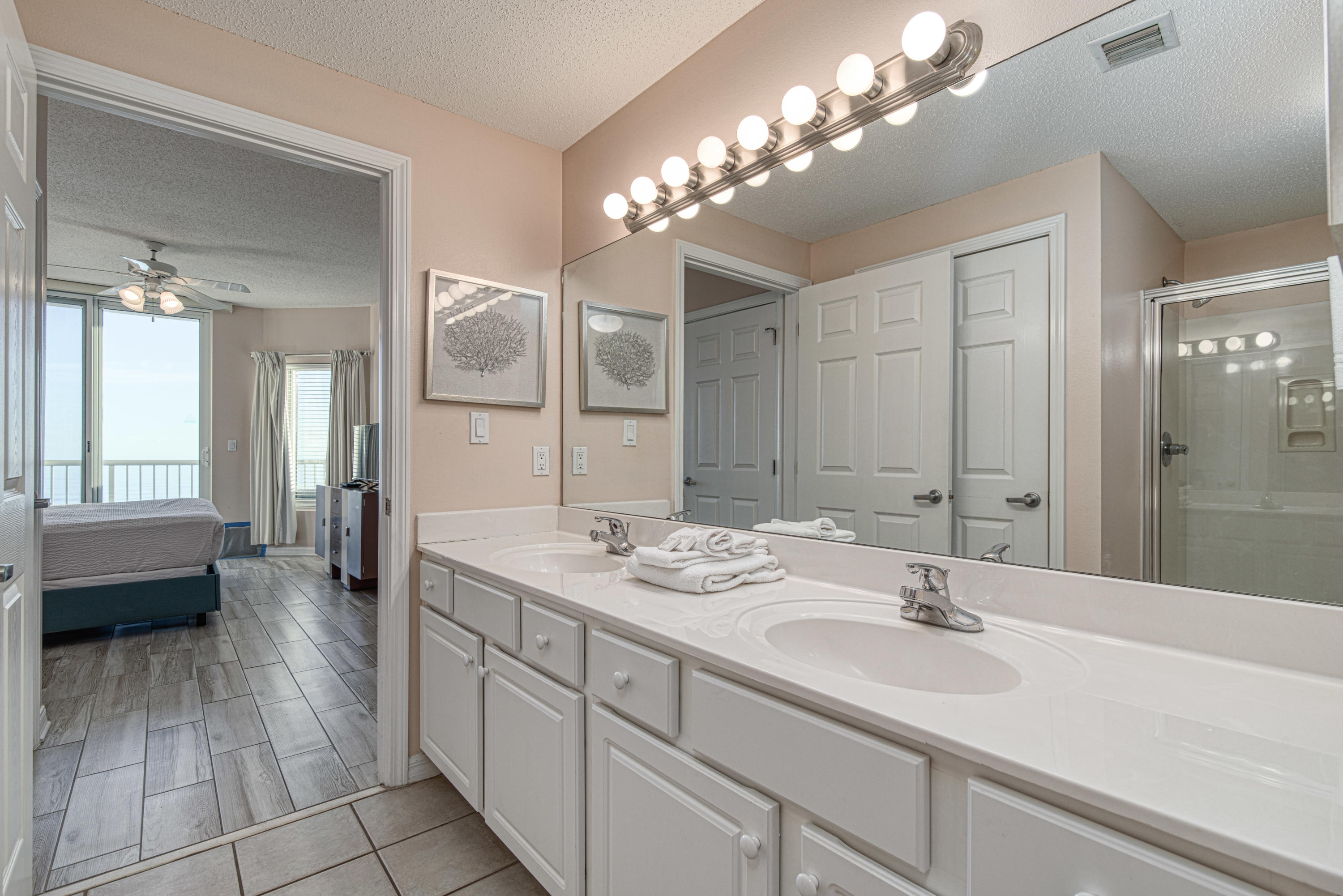 SUMMERWIND CONDOS - Residential