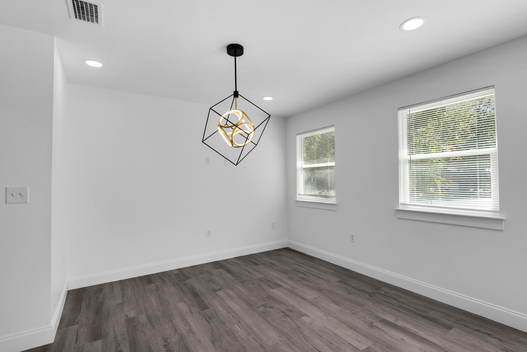 OAKLAND HEIGHTS - Residential