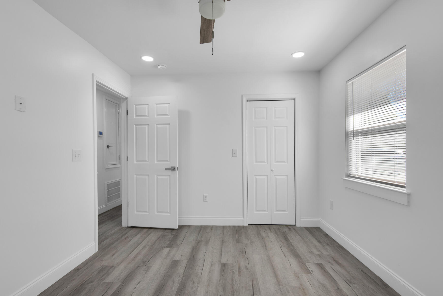 OAKLAND HEIGHTS - Residential