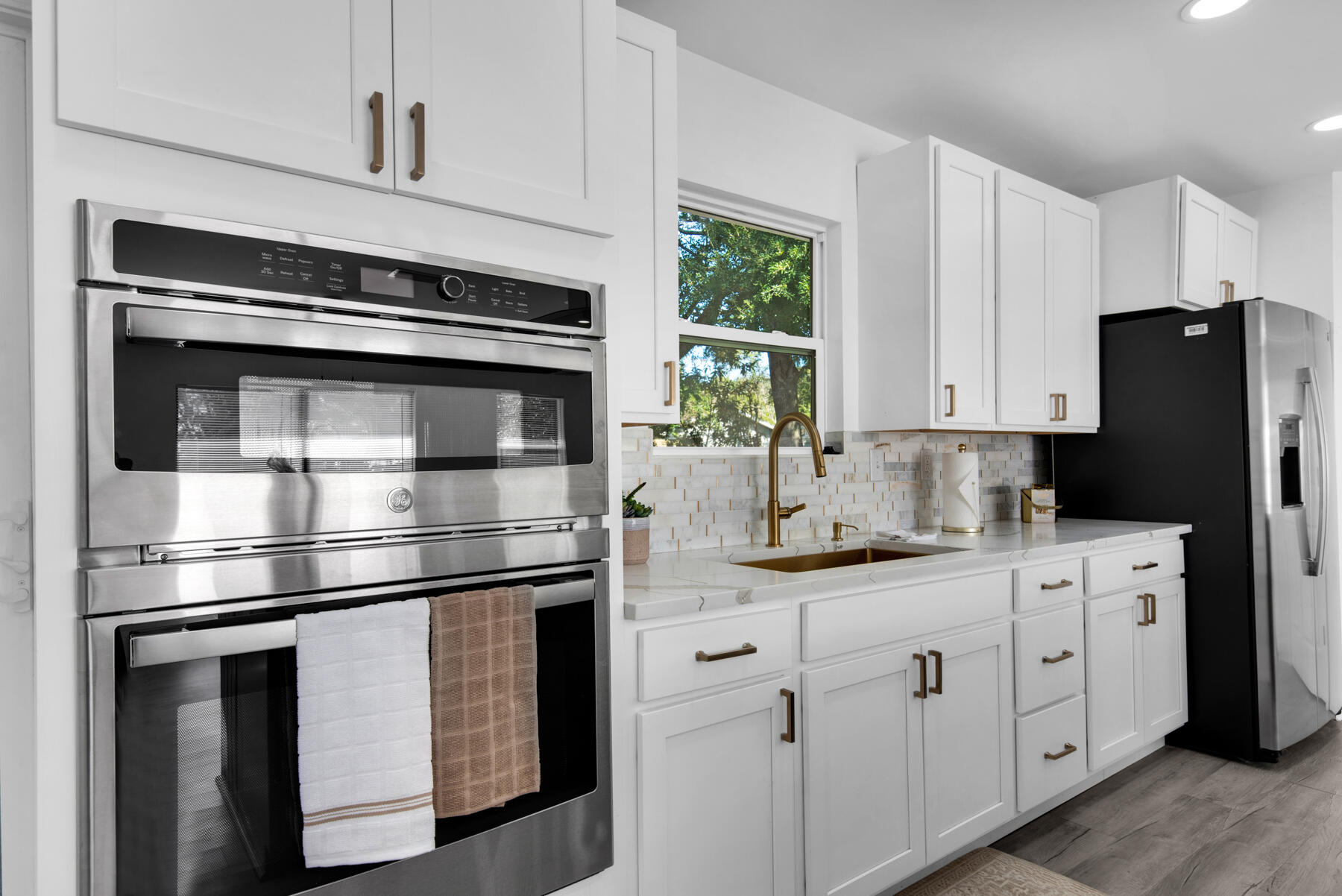 OAKLAND HEIGHTS - Residential