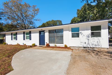 A home in Fort Walton Beach