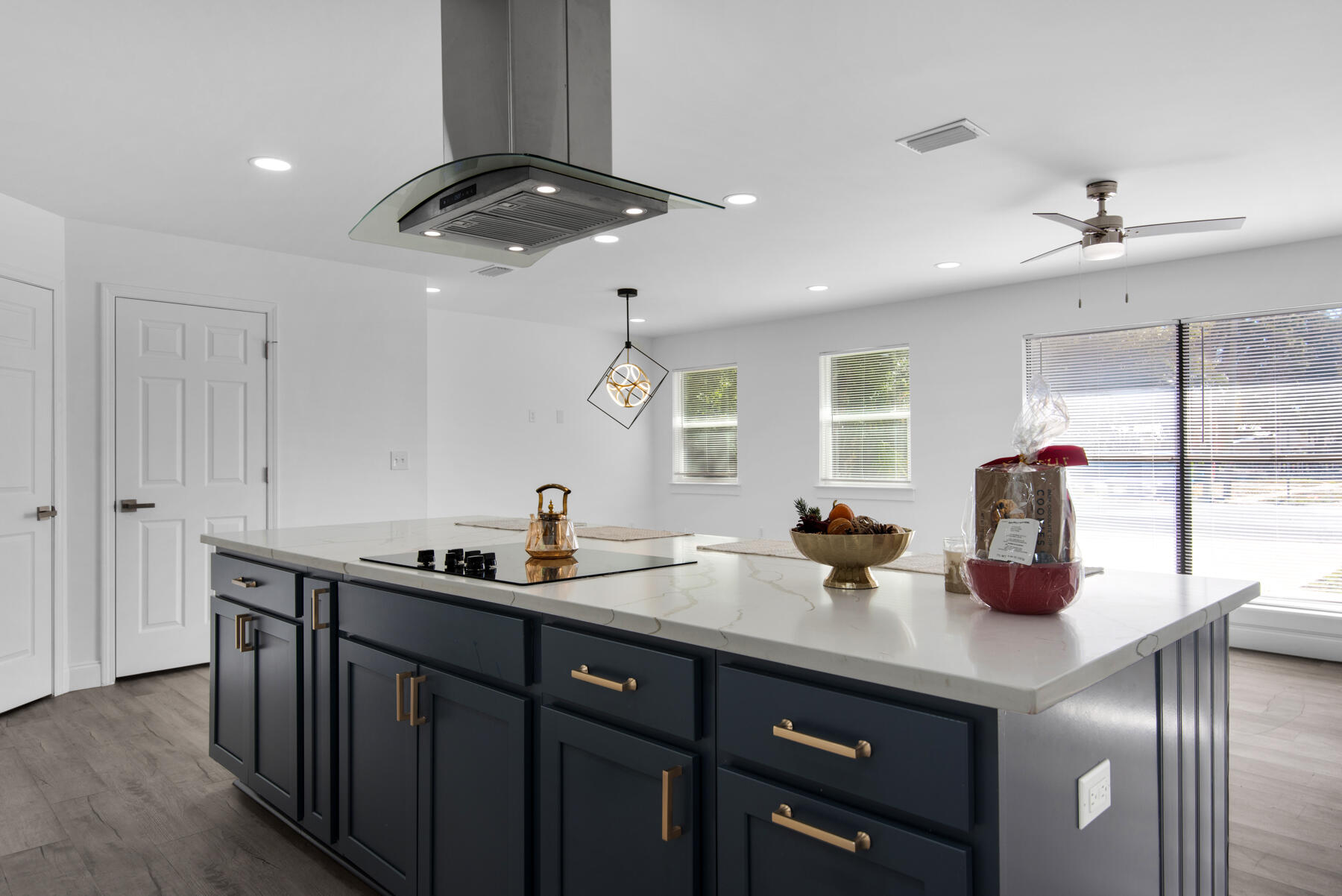 OAKLAND HEIGHTS - Residential