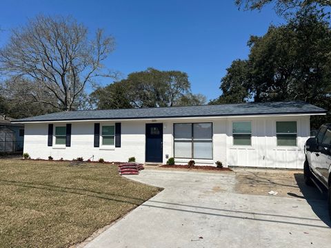 A home in Fort Walton Beach