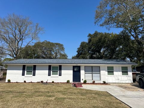 A home in Fort Walton Beach