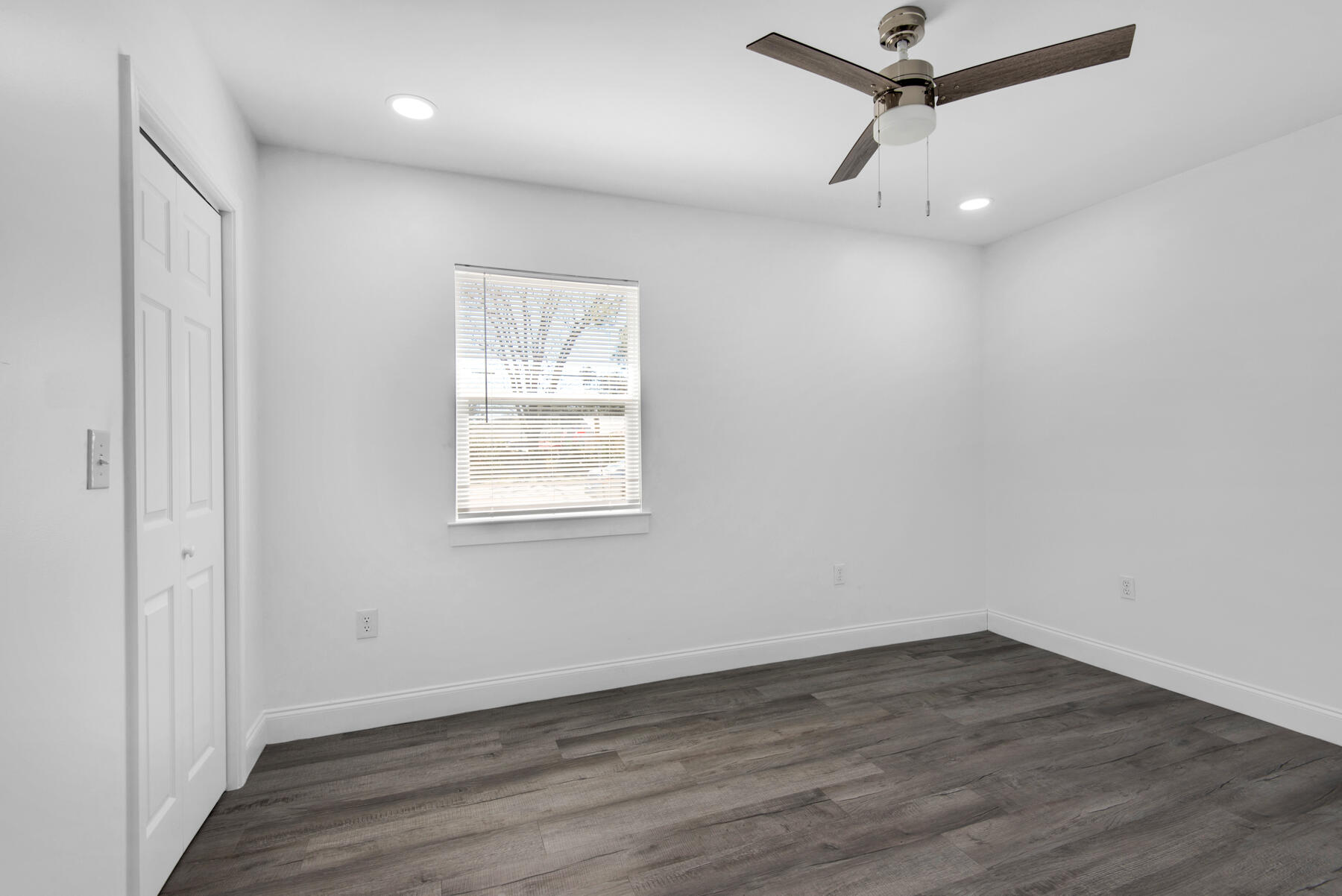 OAKLAND HEIGHTS - Residential