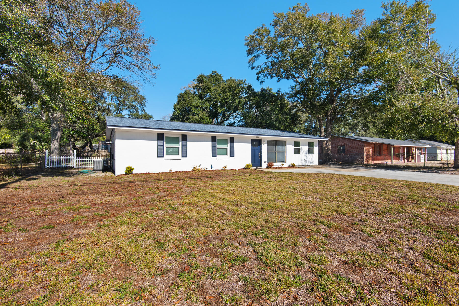 OAKLAND HEIGHTS - Residential