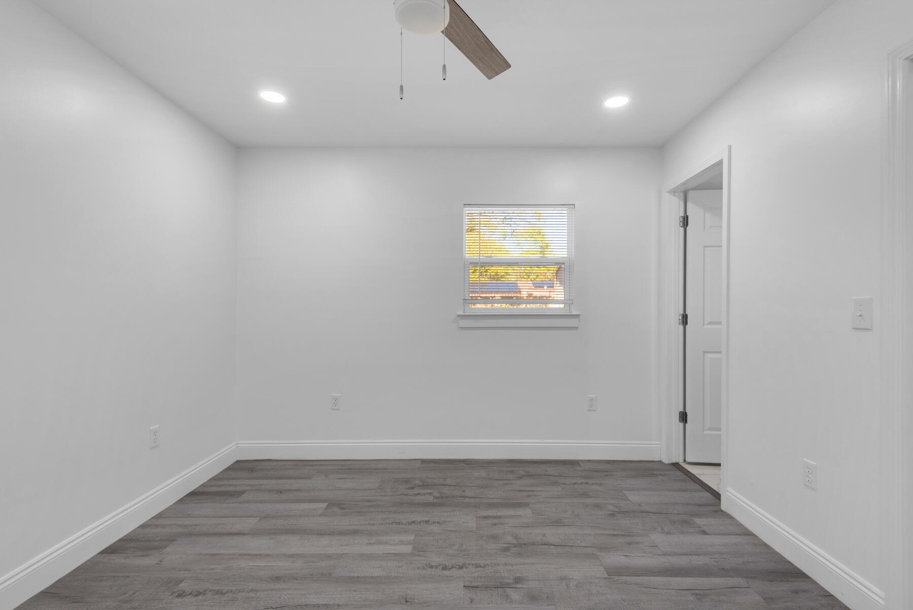 OAKLAND HEIGHTS - Residential