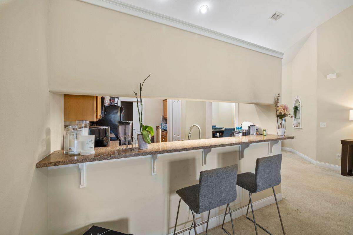 DIAMOND LAKES - Residential