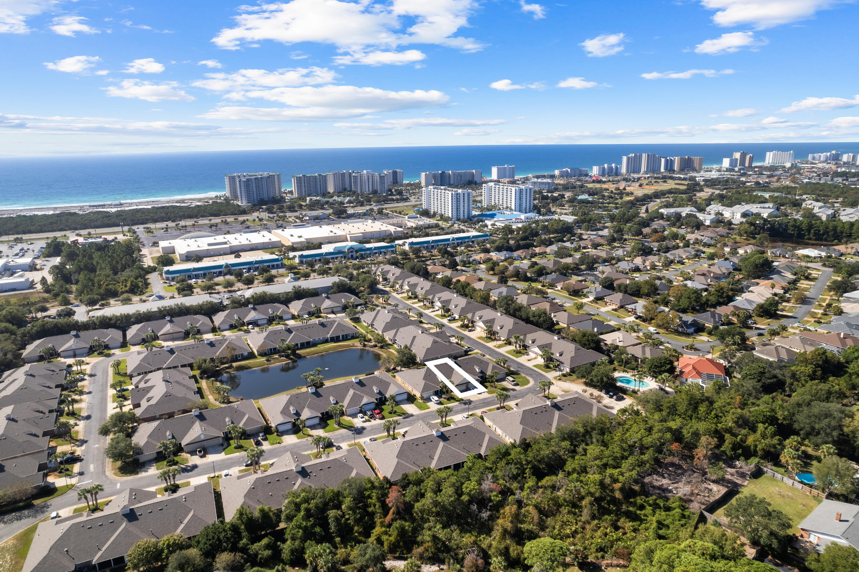 DIAMOND LAKES - Residential