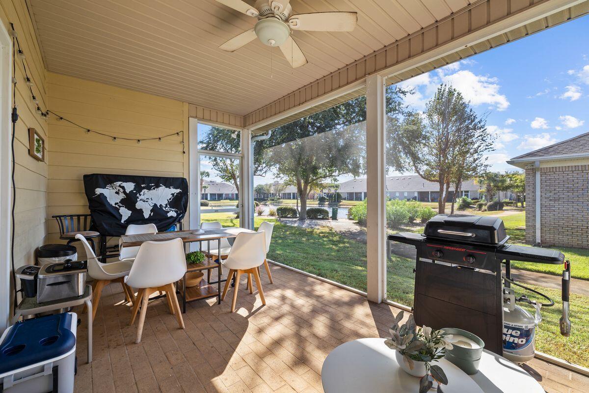 DIAMOND LAKES - Residential