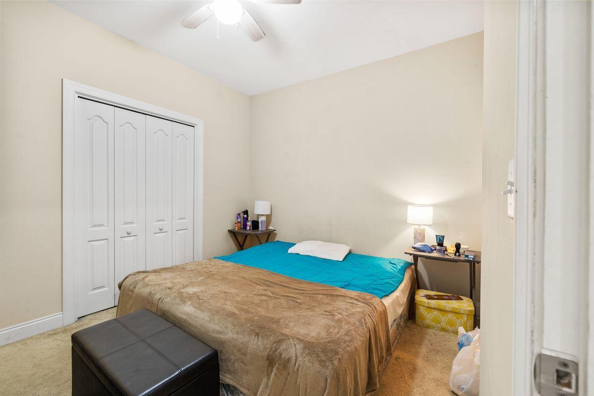 DIAMOND LAKES - Residential