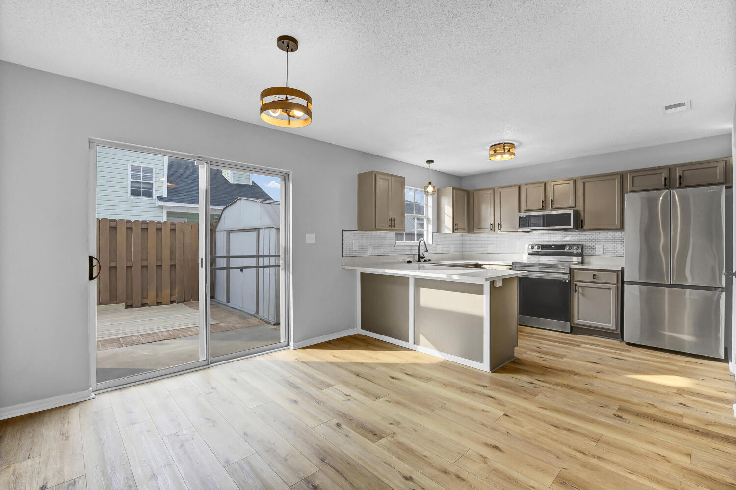 SCRANTON ESTATES - Residential