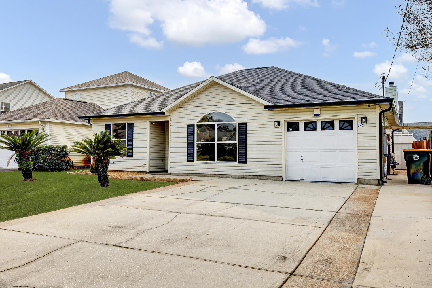 SCRANTON ESTATES - Residential