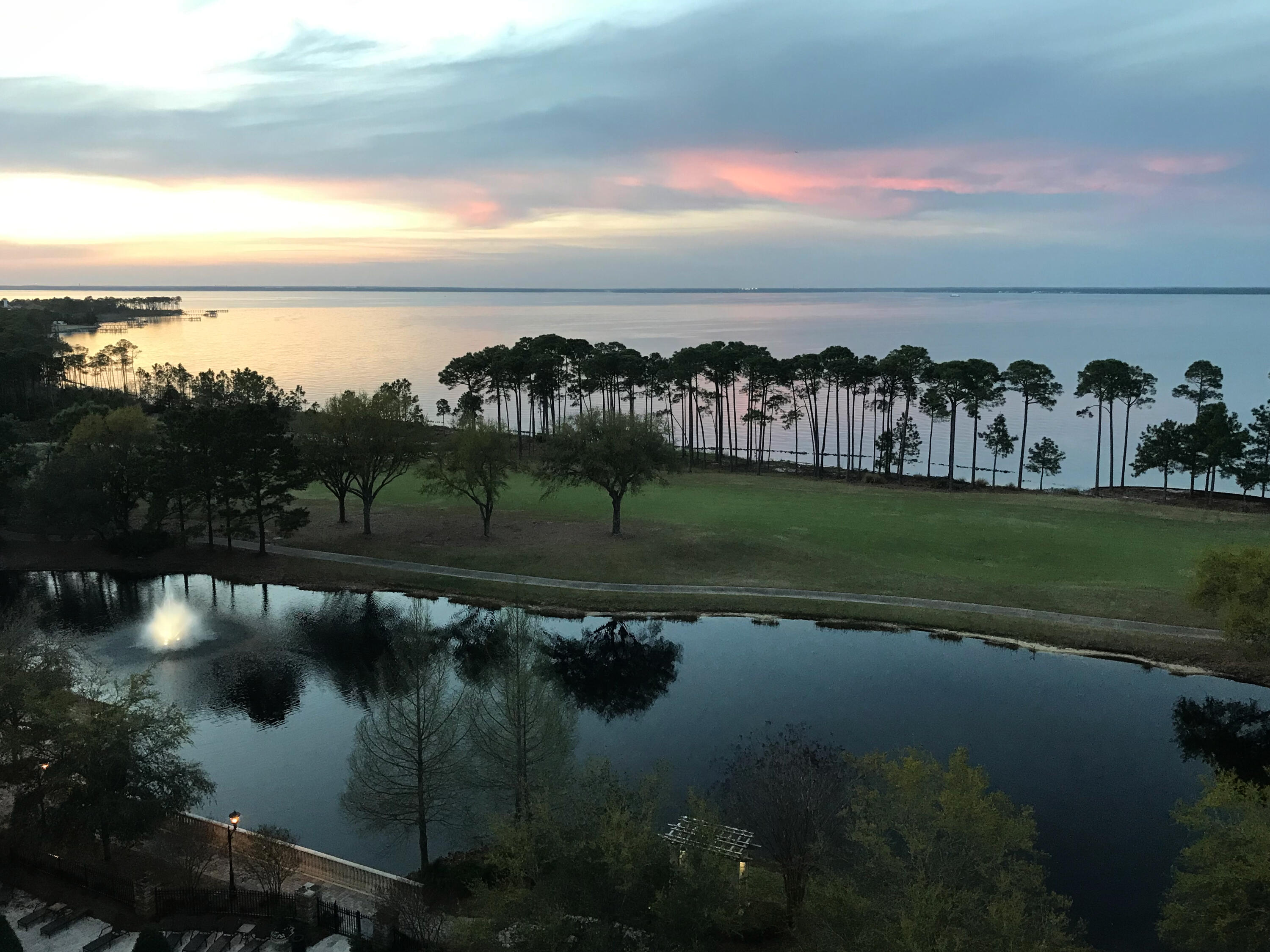 ONE WATER PLACE - Residential