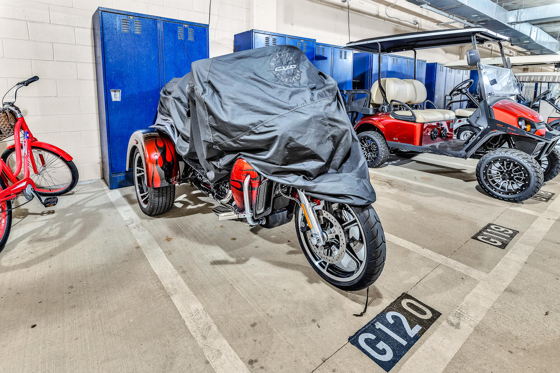 ONE WATER PLACE - Residential