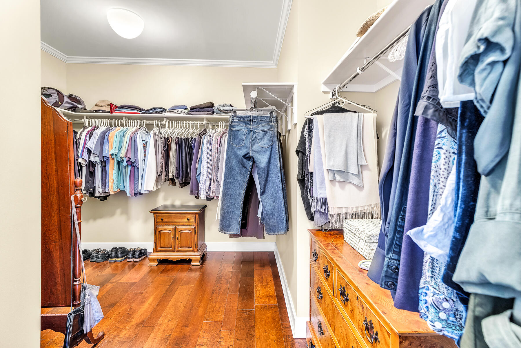 ONE WATER PLACE - Residential