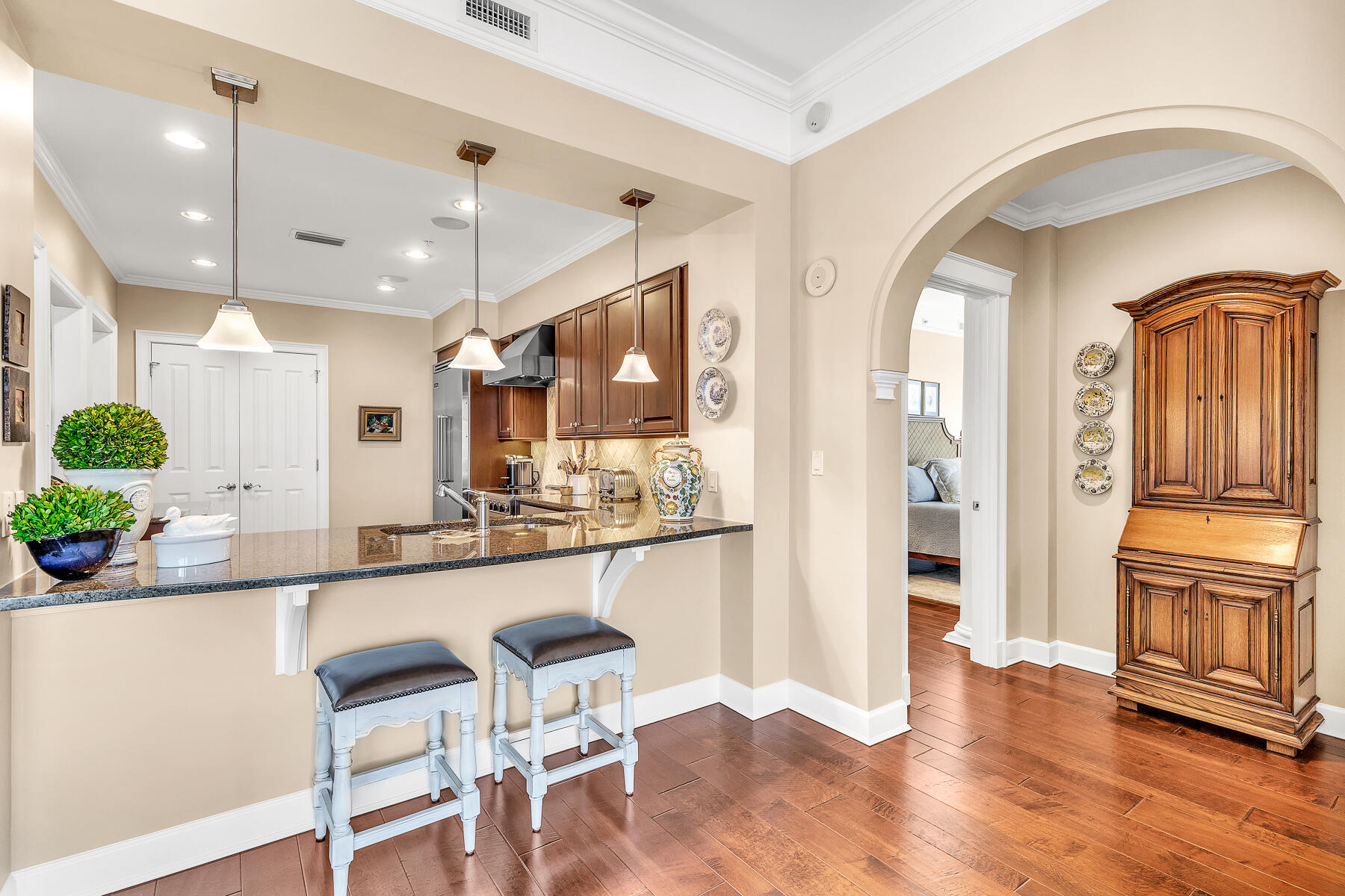 ONE WATER PLACE - Residential