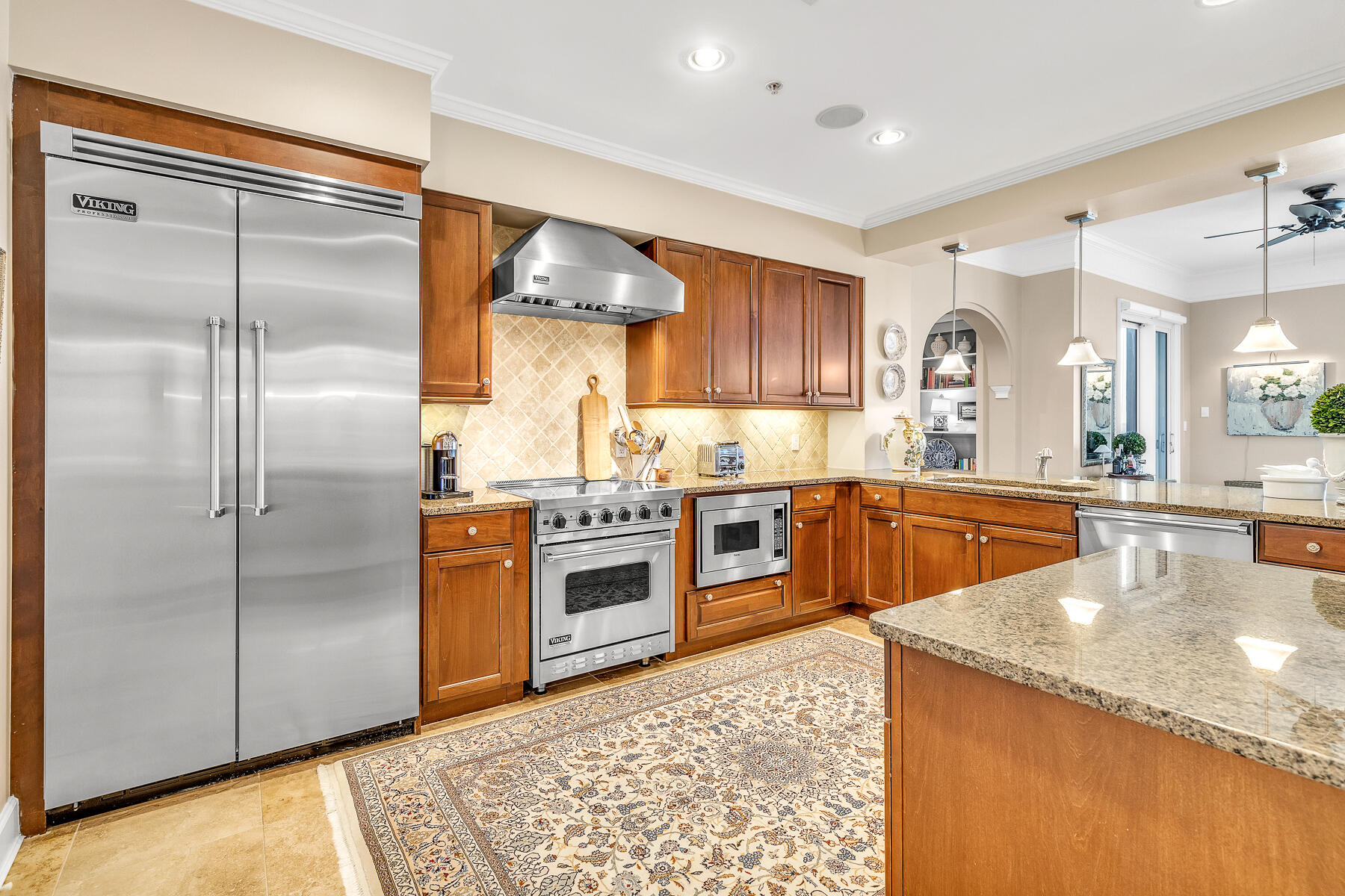 ONE WATER PLACE - Residential