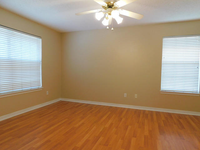 CHEROKEE BEND S/D PH 2 - Residential