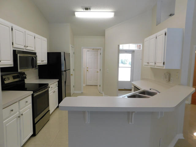 CHEROKEE BEND S/D PH 2 - Residential