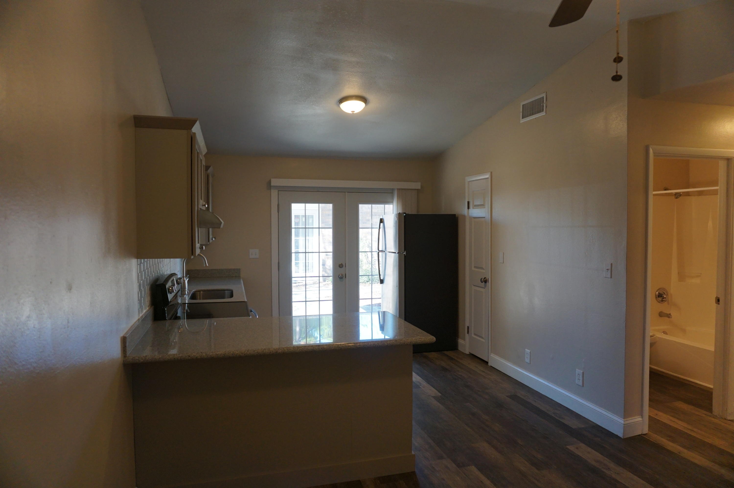 KELL-AIRE GARDENS - Residential Lease