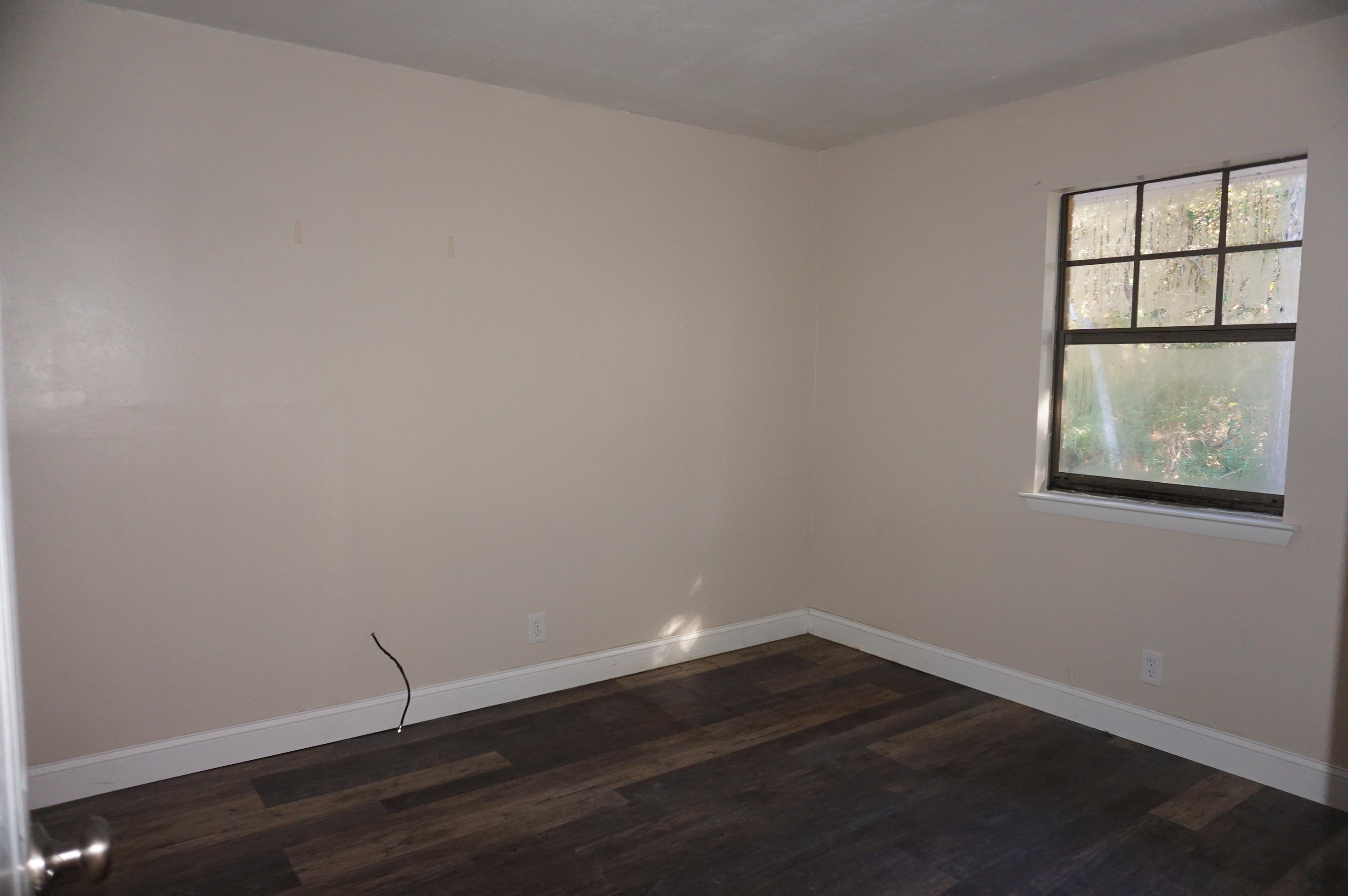 KELL-AIRE GARDENS - Residential Lease