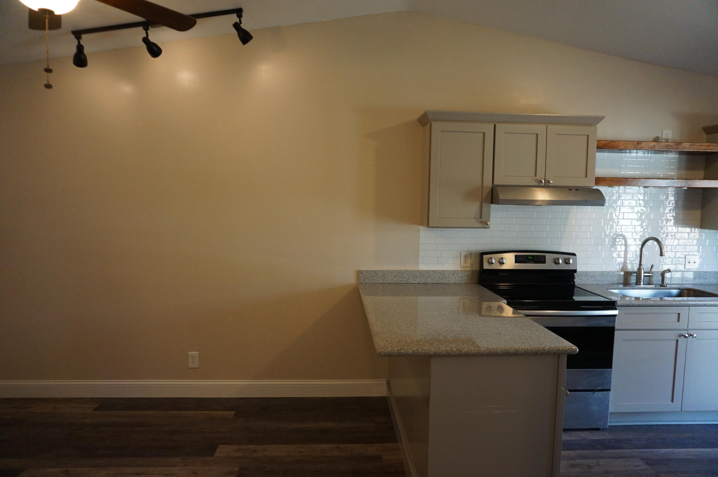 KELL-AIRE GARDENS - Residential Lease