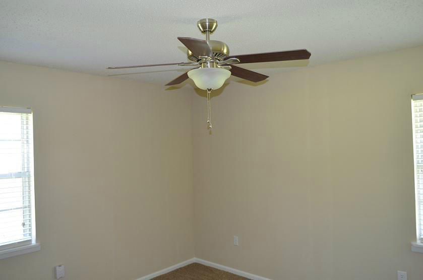 TEN LAKE ESTATES UNIT 1 - Residential