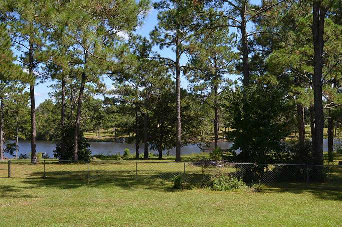 TEN LAKE ESTATES UNIT 1 - Residential