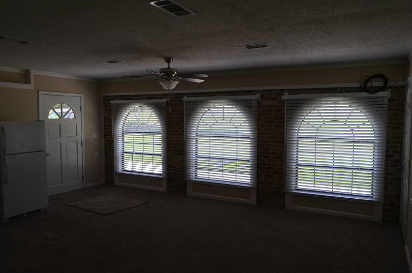 TEN LAKE ESTATES UNIT 1 - Residential