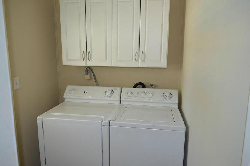 TEN LAKE ESTATES UNIT 1 - Residential