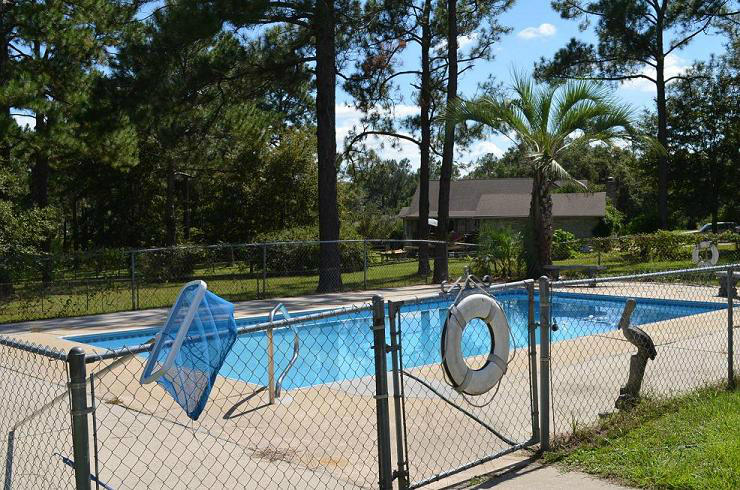 TEN LAKE ESTATES UNIT 1 - Residential