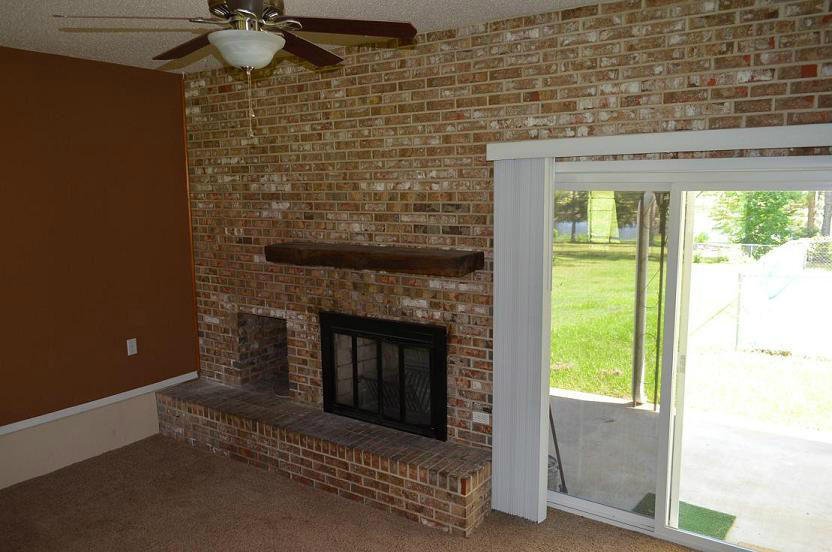 TEN LAKE ESTATES UNIT 1 - Residential