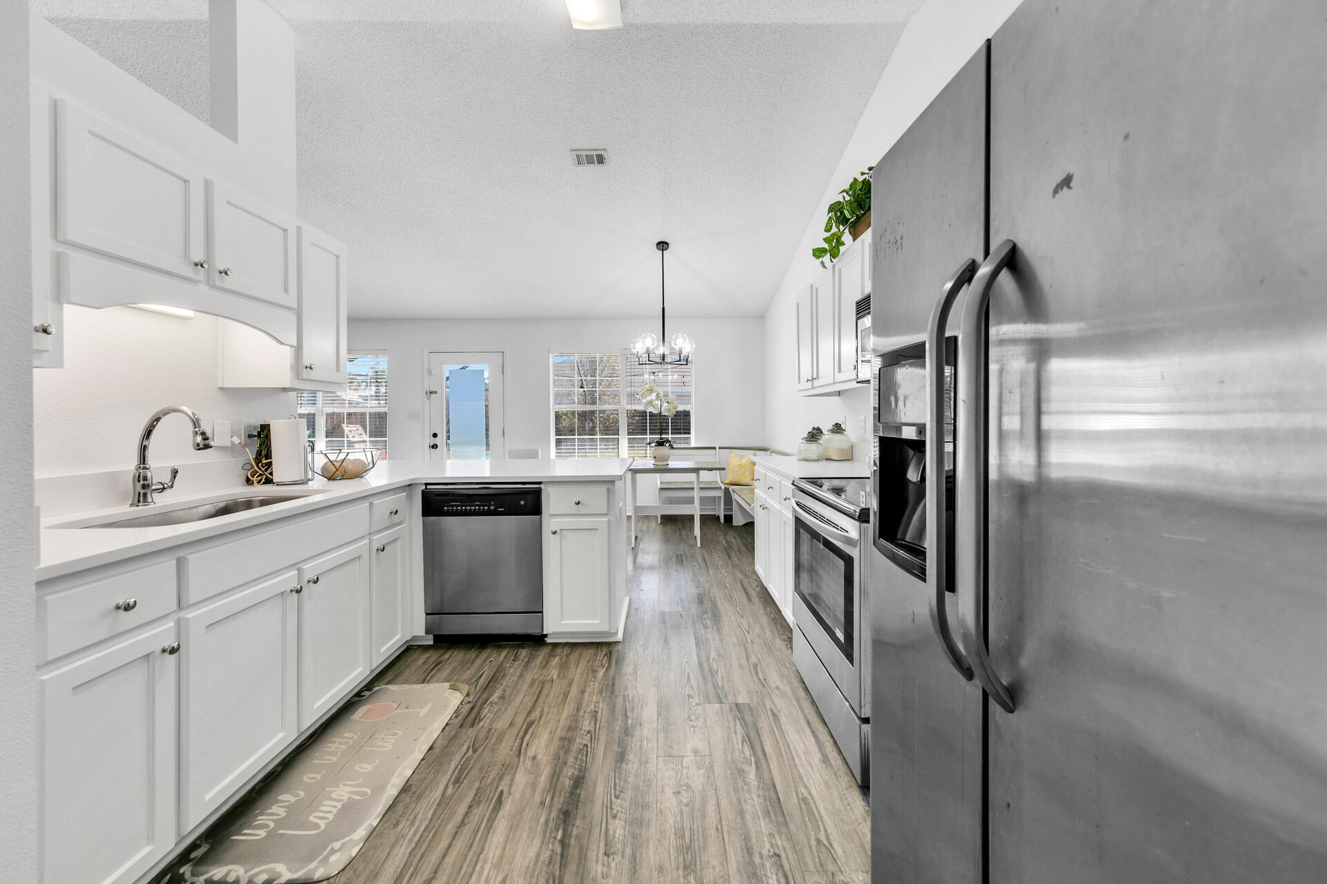 CREETWOOD VILLAGE - Residential