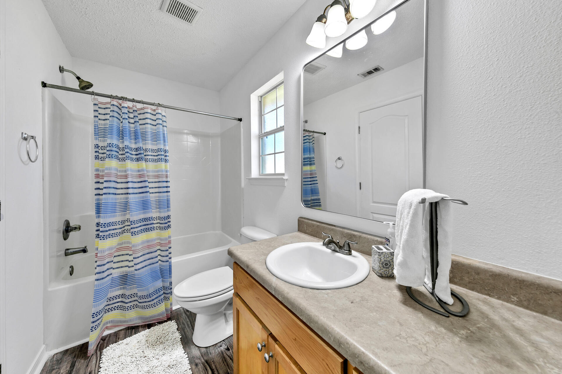 CREETWOOD VILLAGE - Residential