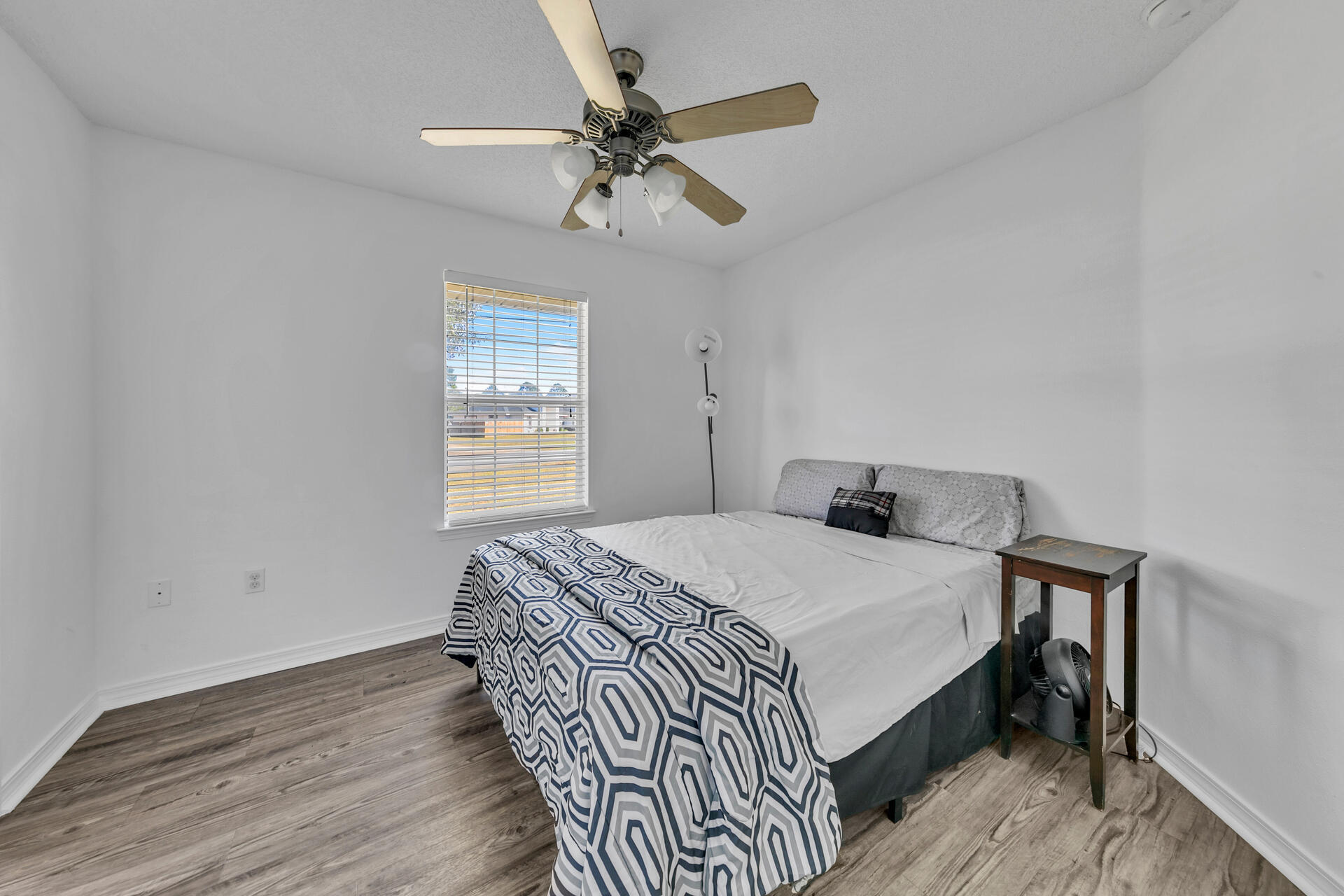 CREETWOOD VILLAGE - Residential