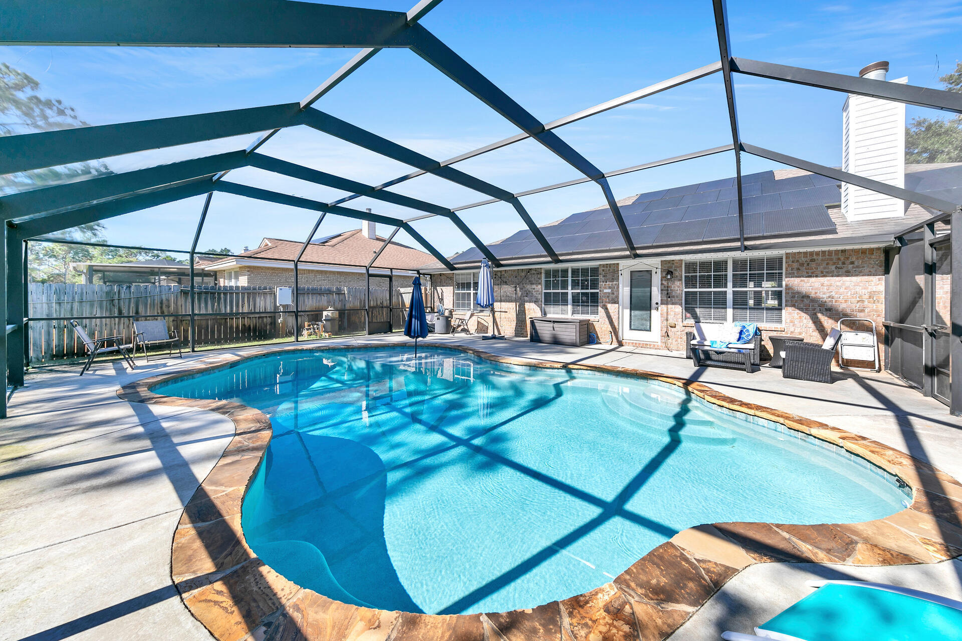 CREETWOOD VILLAGE - Residential