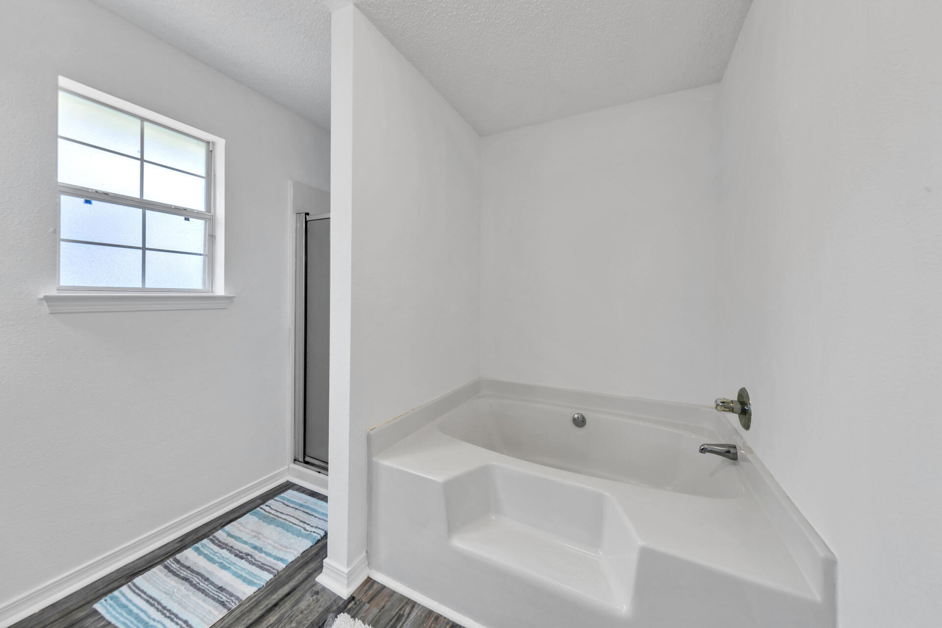 CREETWOOD VILLAGE - Residential