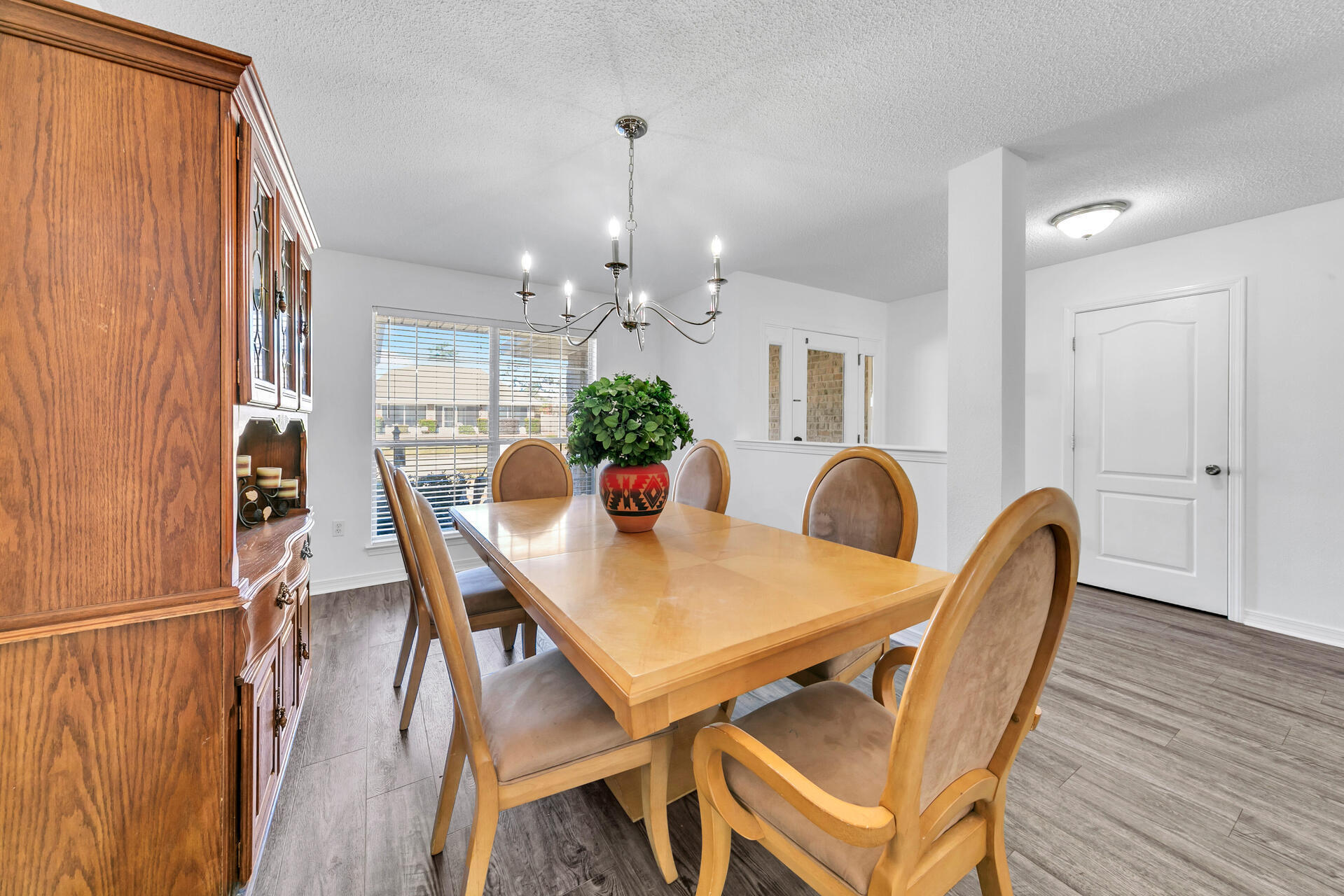 CREETWOOD VILLAGE - Residential