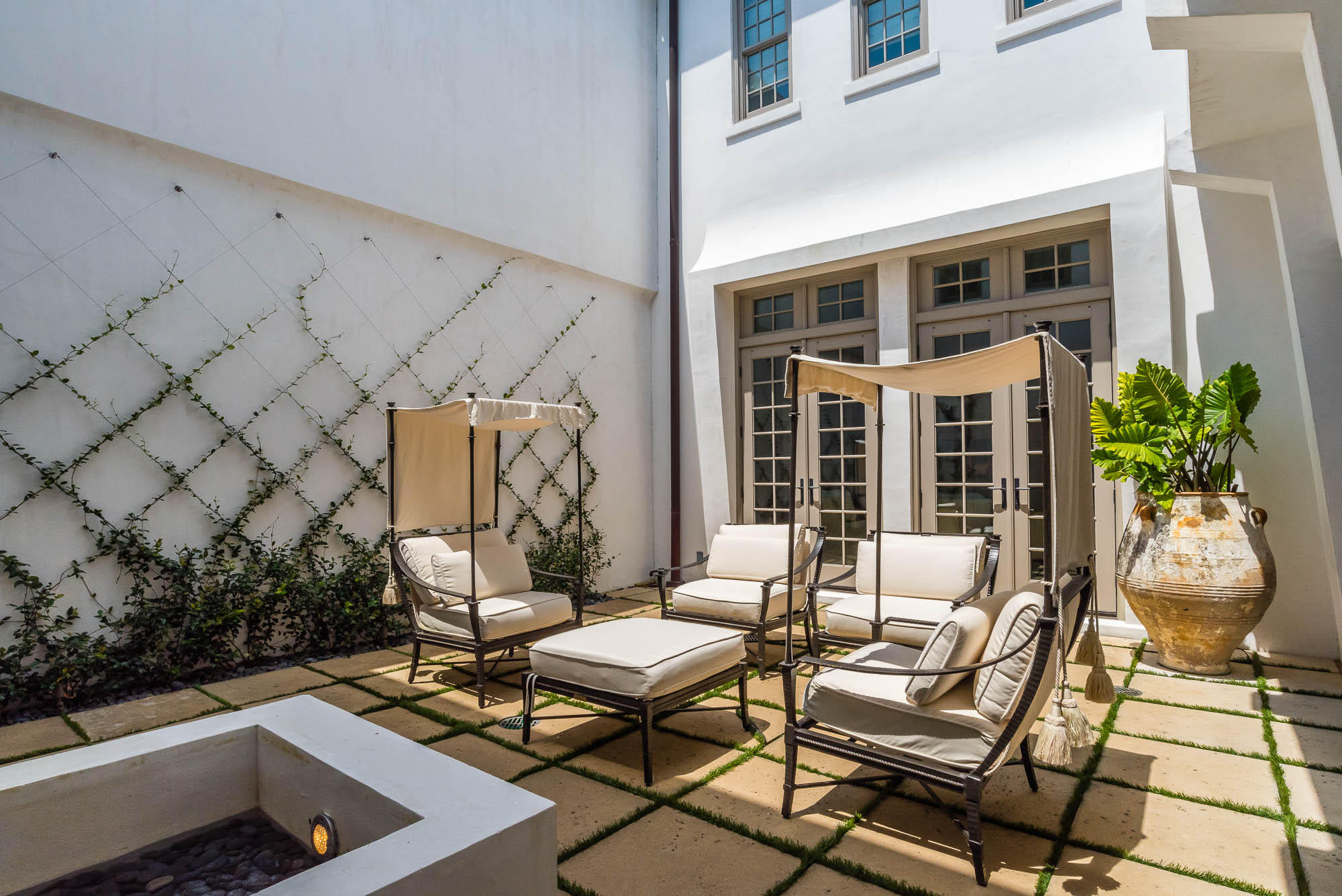ALYS BEACH - Residential