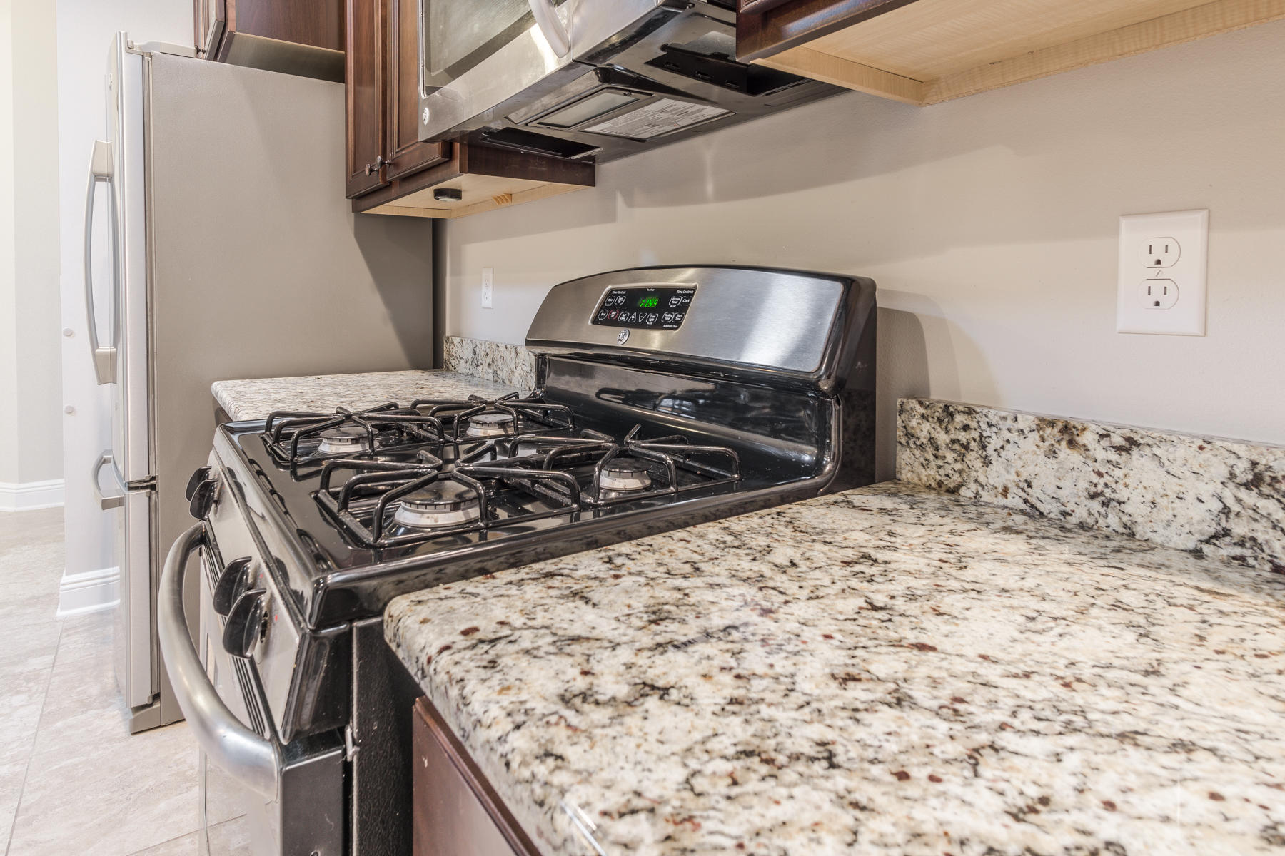 HAMMOCK BAY - Residential