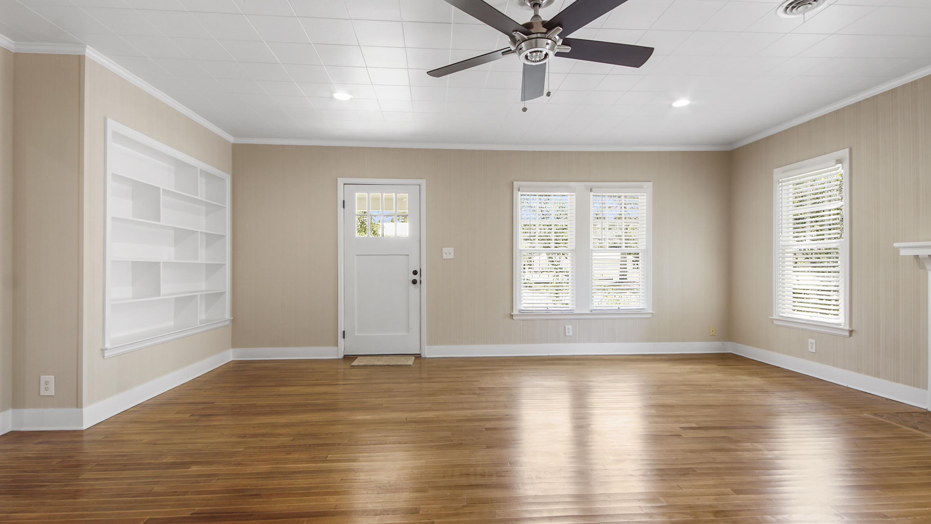 TOWN OF DEFUNIAK SPRINGS - Residential
