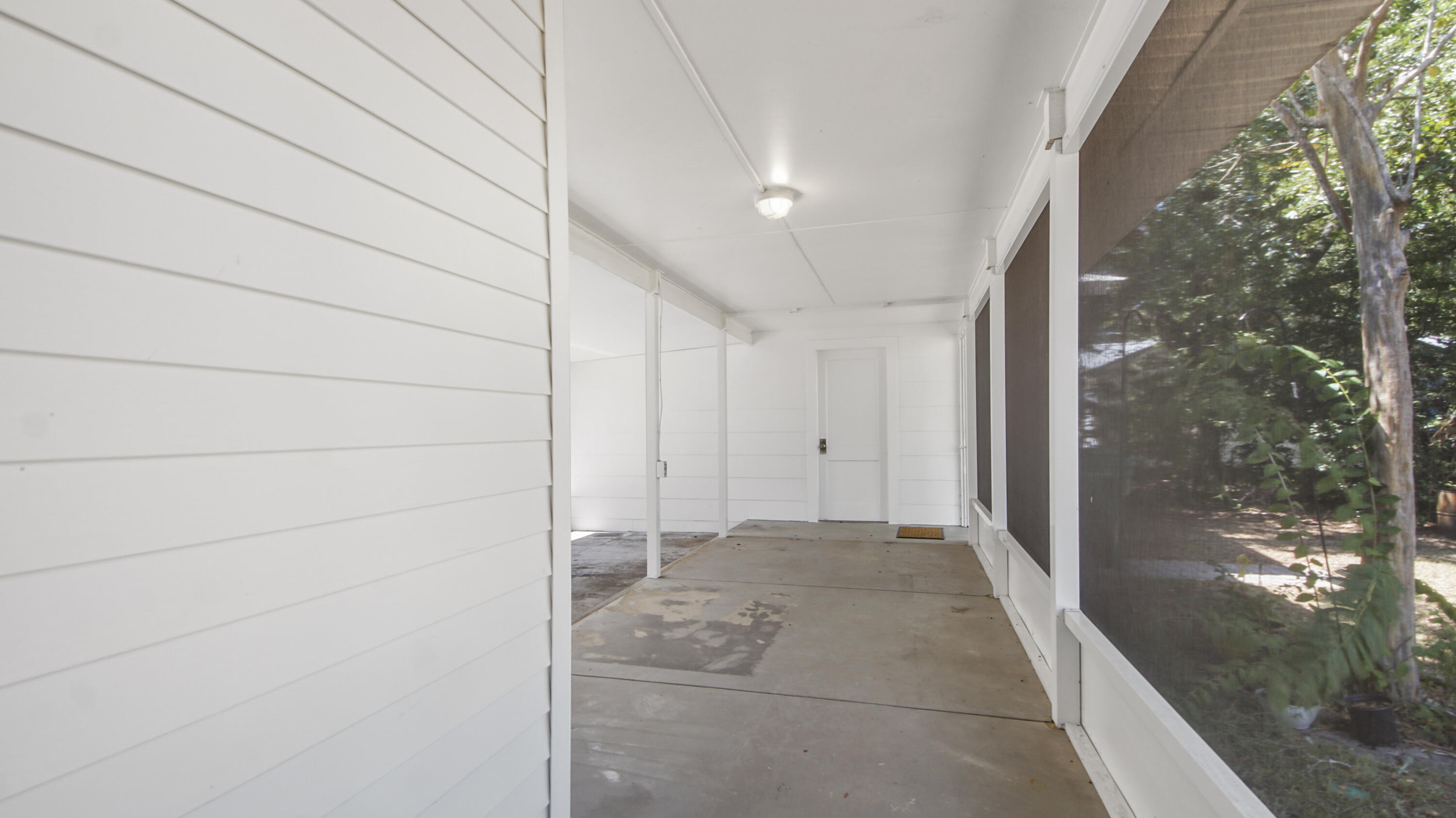 TOWN OF DEFUNIAK SPRINGS - Residential