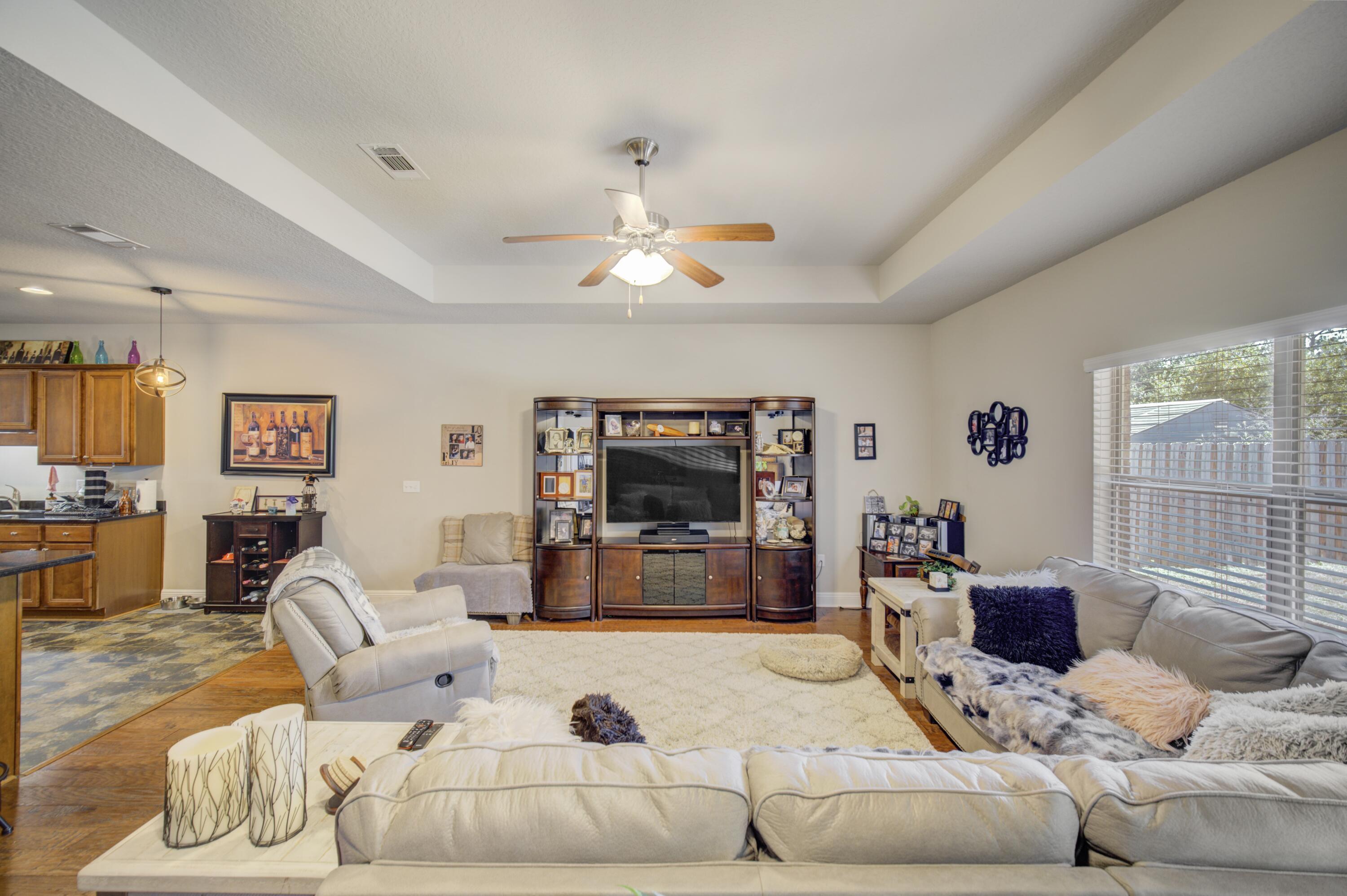 MUSSETT BAYOU ESTATES - Residential
