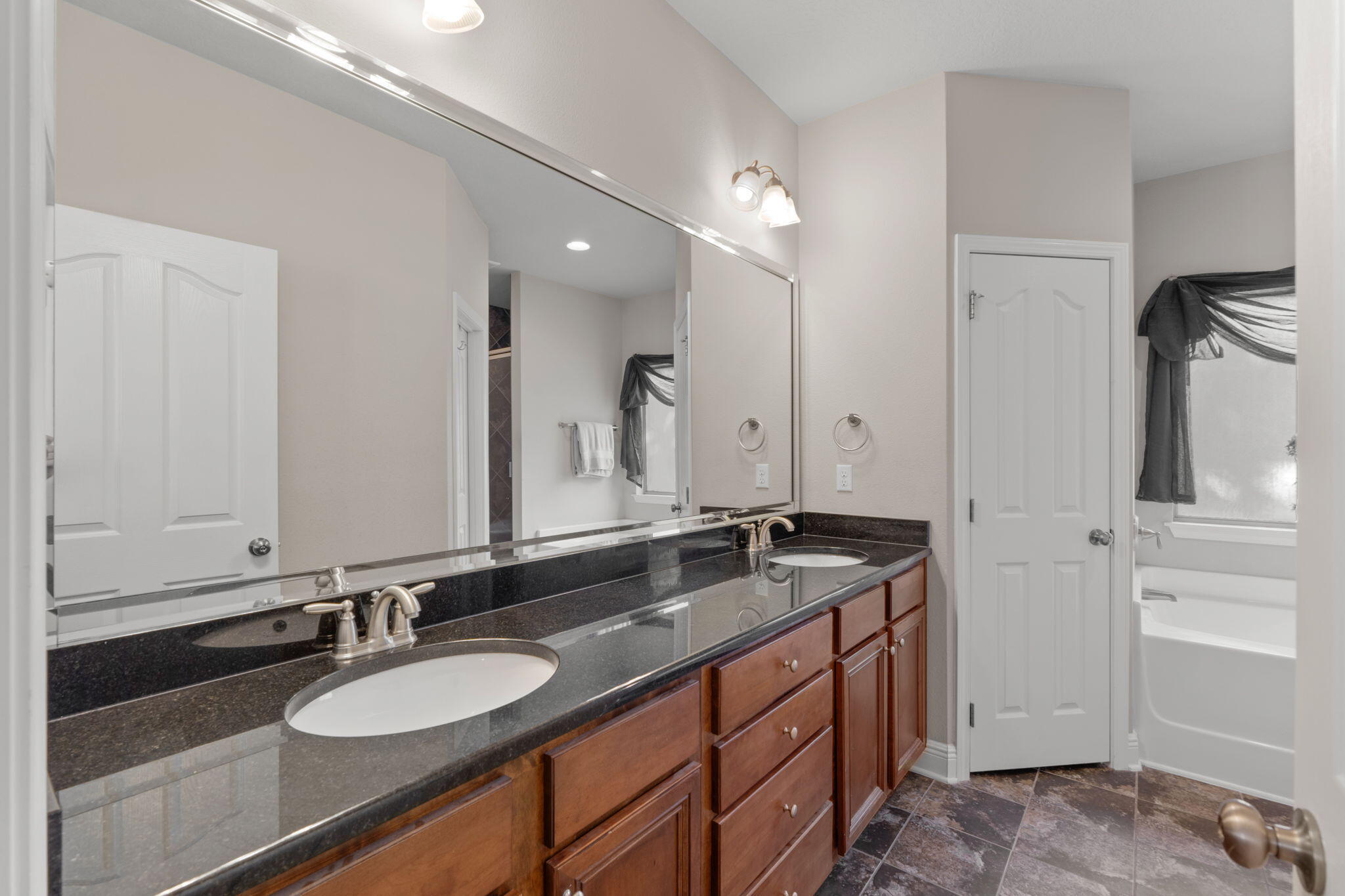 MUSSETT BAYOU ESTATES - Residential