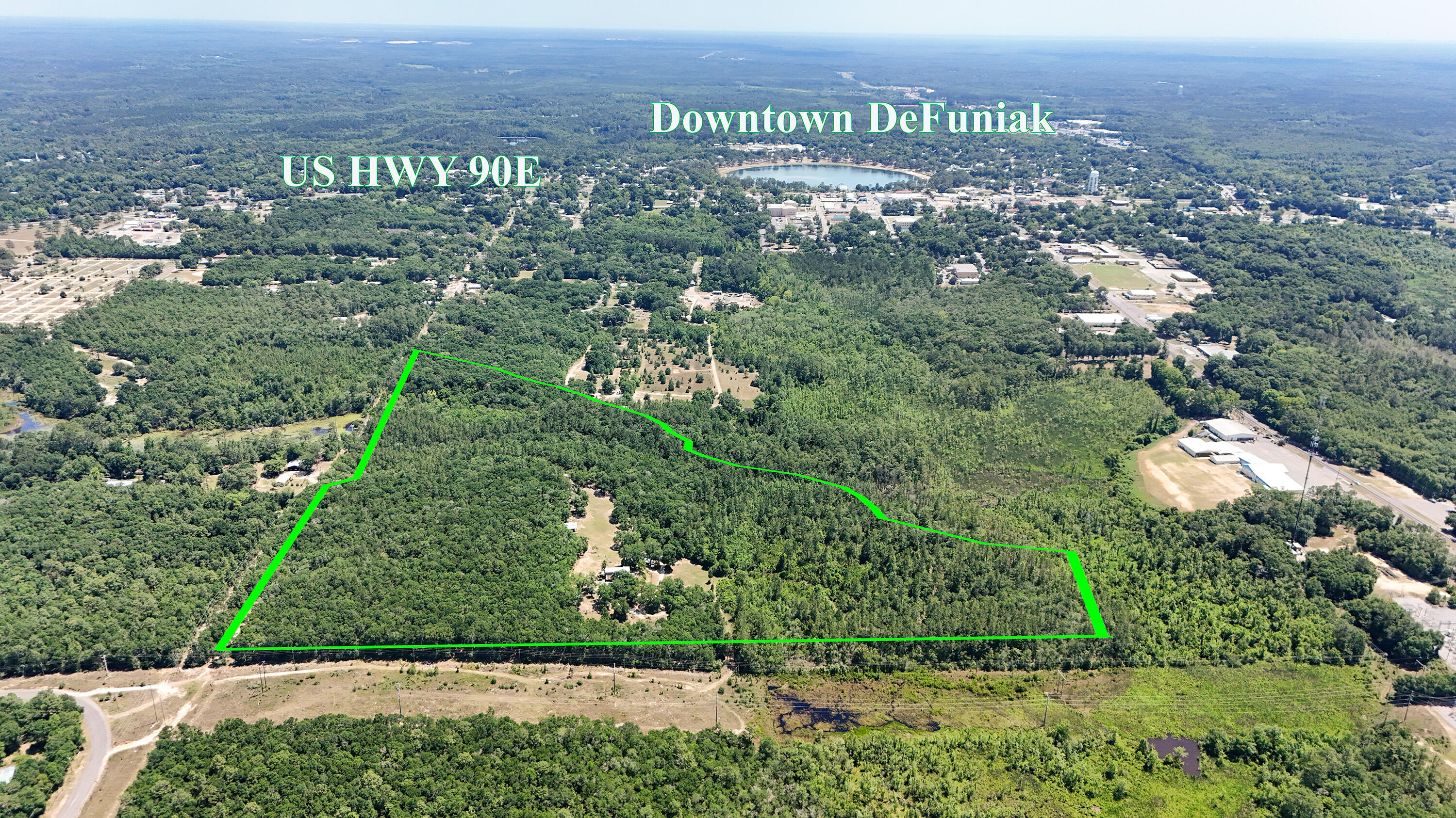 Prime Real Estate Opportunity: 841 N 1St St, Defuniak Springs, FLDiscover an exceptional investment opportunity with this expansive 49.03-acre parcel located within the city limits of picturesque Defuniak Springs, Florida. Perfectly positioned for development, this vast property offers endless possibilities for creating a subdivision pending rezoning approval from the city.This unique estate features a main barndominium home, coupled with a convenient accessory dwelling, providing versatile living spaces amidst serene surroundings. The barndominium offers a blend of rustic appeal and modern comforts, ideal for those seeking a distinctive home style.With its strategic location and substantial acreage, this property is an outstanding choice for developers, investors, or those looking to create a dream home surrounded by natural beauty and tranquility. Don't miss the chance to capitalize on this rare offering!
For inquiries and to schedule a viewing, please contact your agent. Explore the possibilities of 841 N 1St St, Defuniak Springs, and transform your vision into reality today!