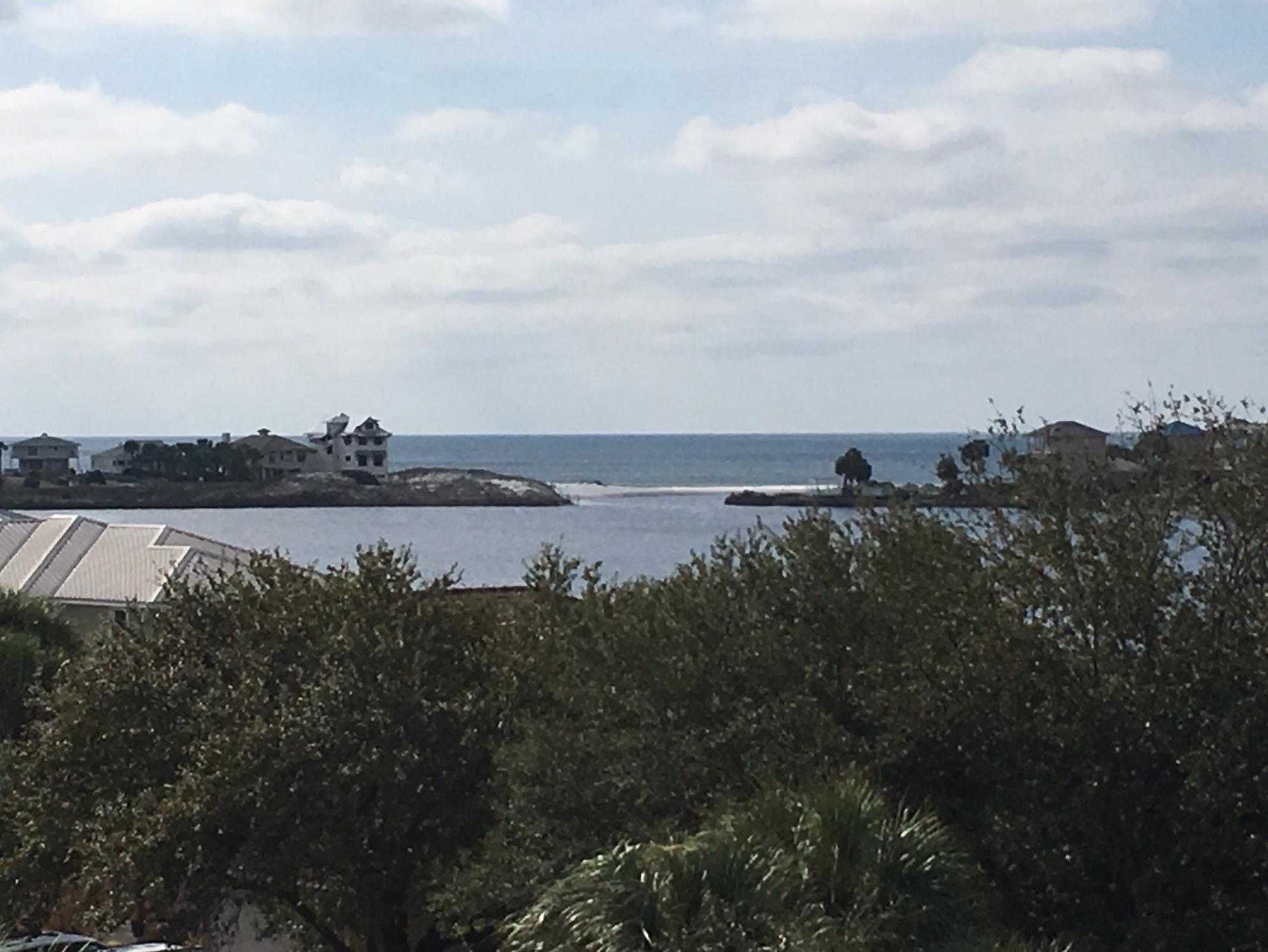 EASTERN LAKE VILLAGE - Residential