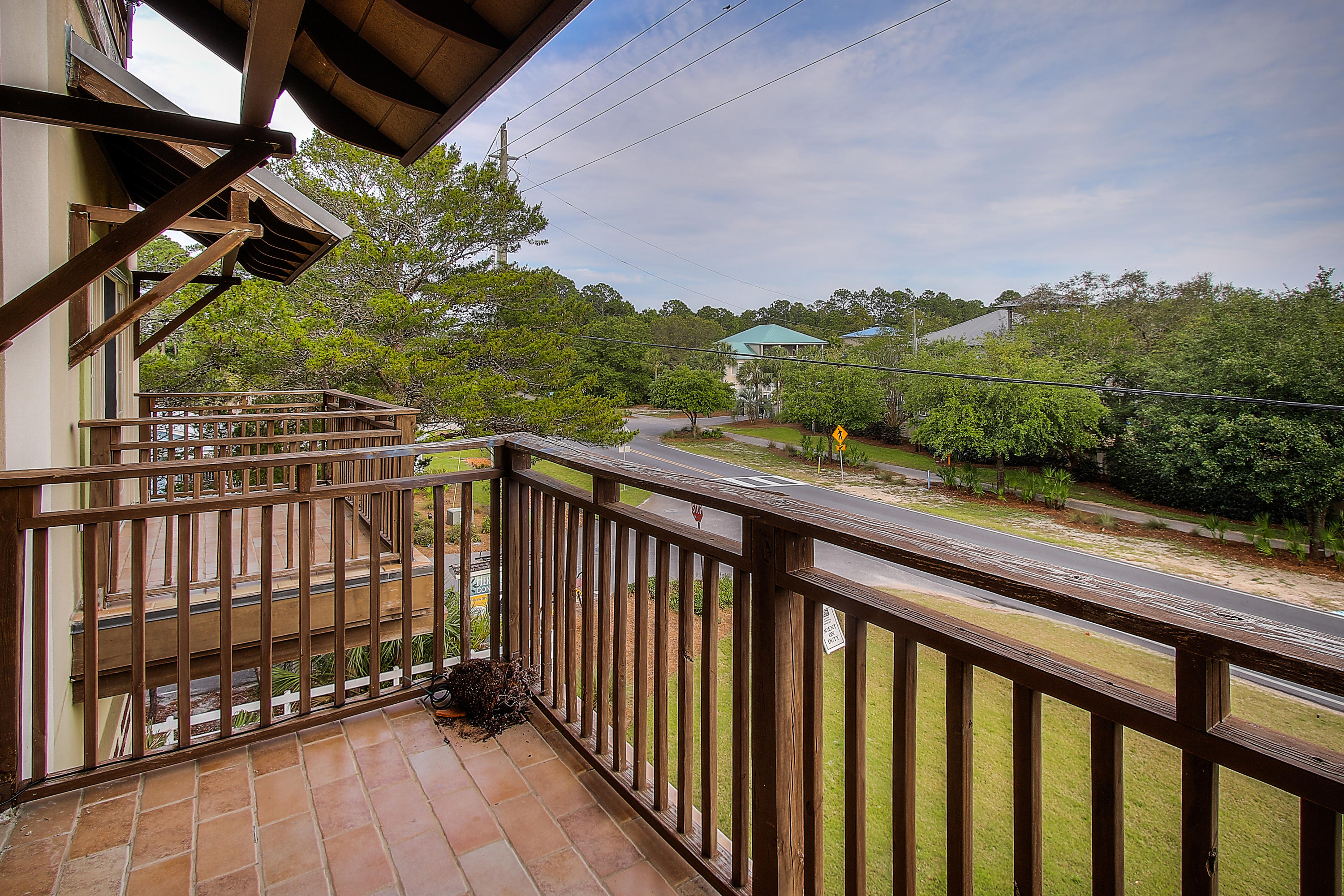 EASTERN LAKE VILLAGE - Residential