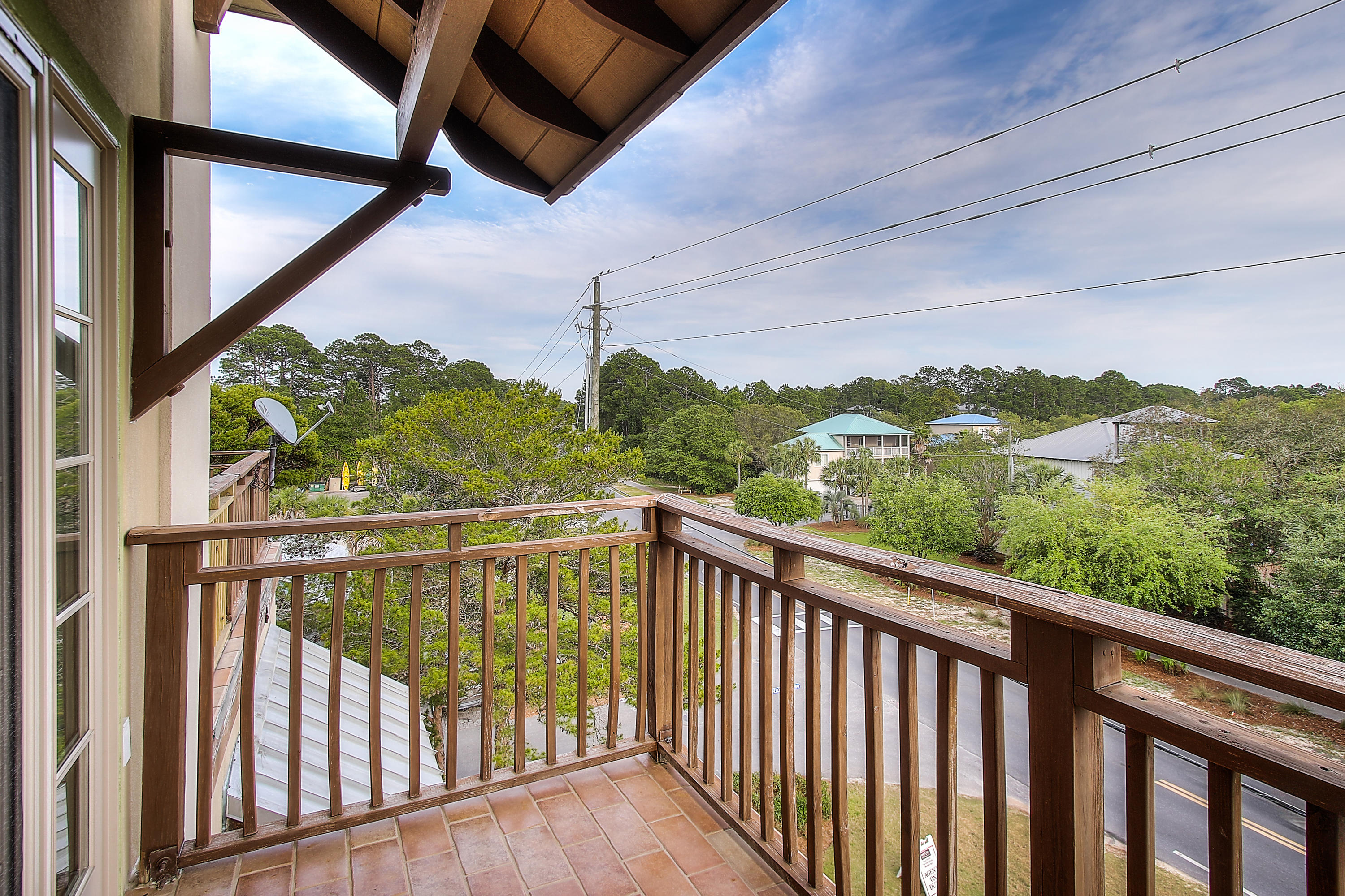 EASTERN LAKE VILLAGE - Residential