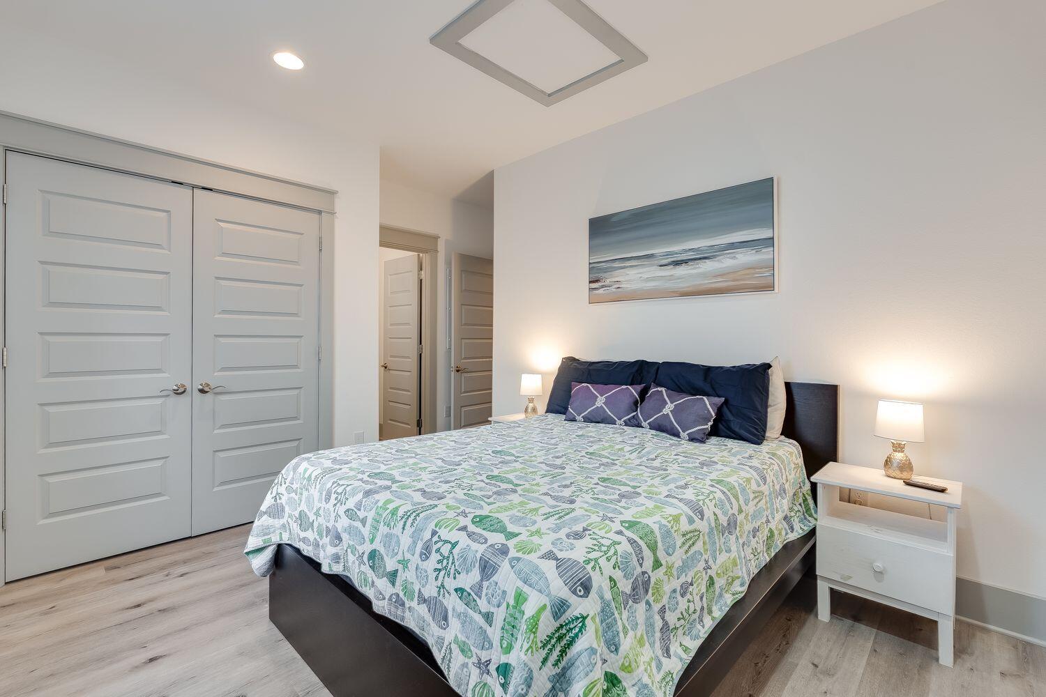 HIGHLAND PARK; HIGHLAND PARKS - Residential